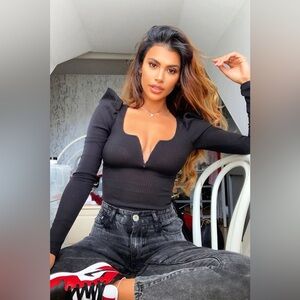 Chocolate BLACK RIBBED PLUNGE PUFF SLEEVE BODYSUIT L